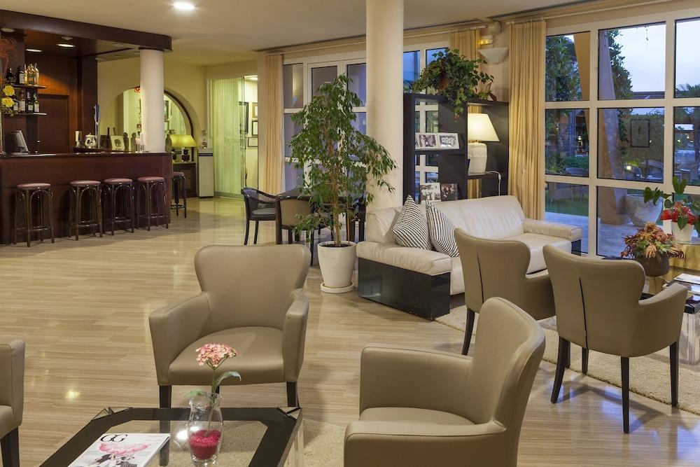 Sa Punta Hotel
