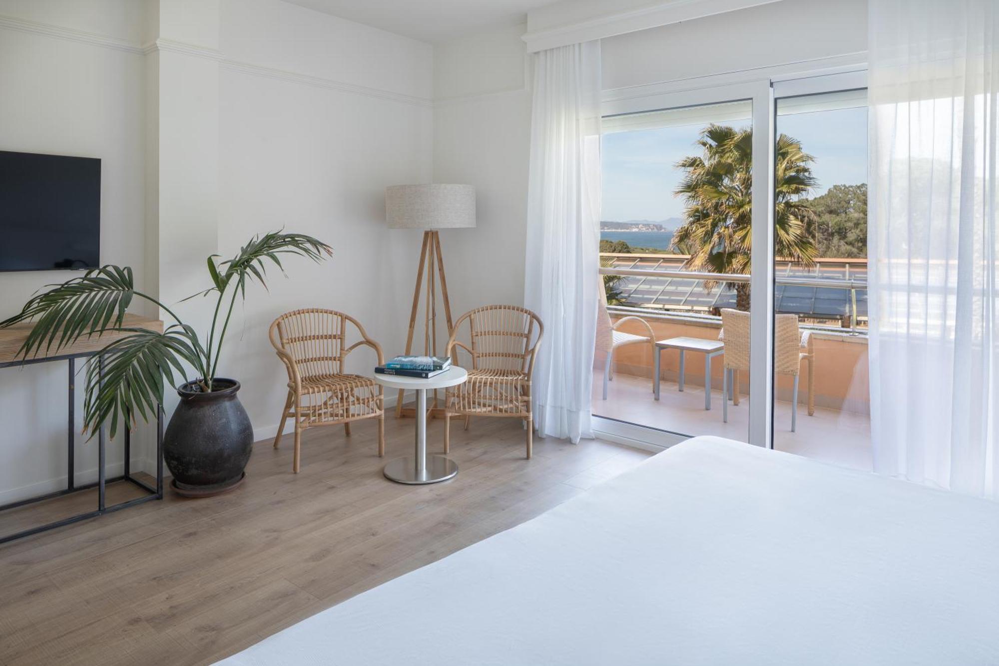 Sa Punta Hotel 4*
